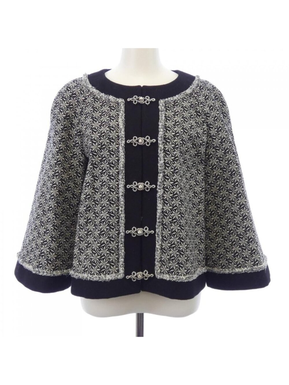 Chanel 15A Collarless Jacket